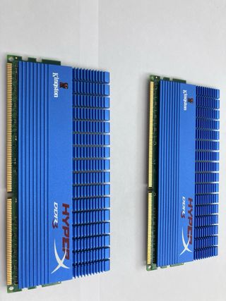 2 Memorias RAM 4GB DDR3