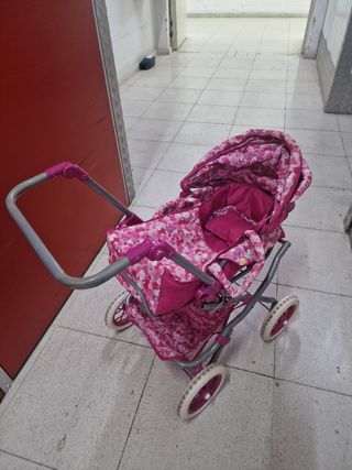 Carrito de muñecas 