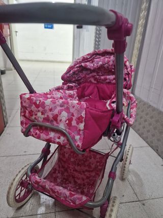 Carrito de muñecas 