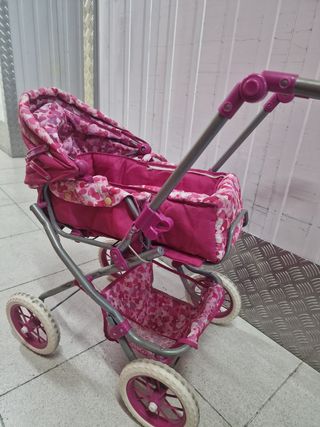 Carrito de muñecas 