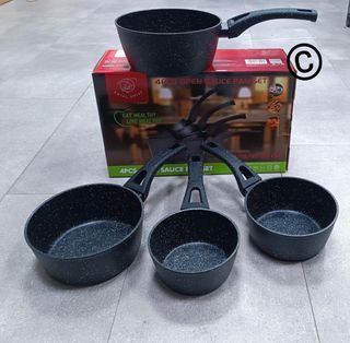 Set 4 pentole con manico