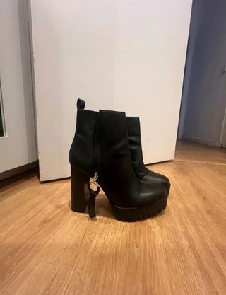 Botas negras Zara 39
