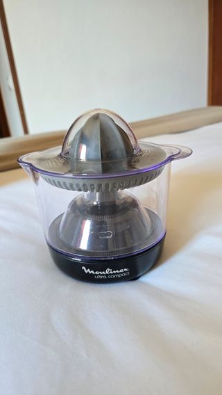 Exprimidor Moulinex Ultra Compact nuevo