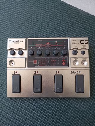 SINTETIZADOR KORG TONEWORKS G5