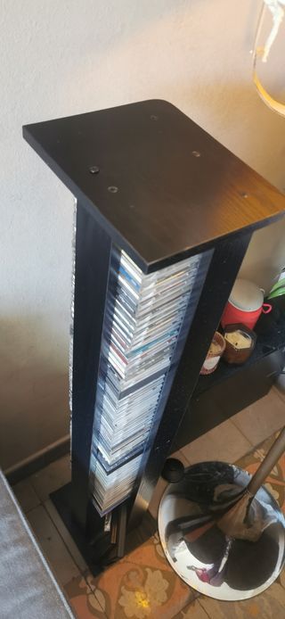 Mueble torre madera para CD