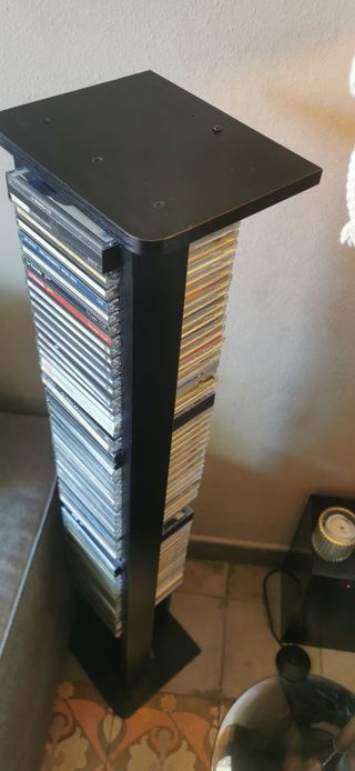 Mueble torre madera para CD