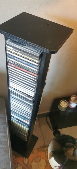 Mueble torre madera para CD