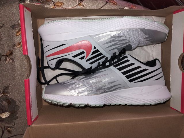 Zapatillas plateadas mujer Nike 