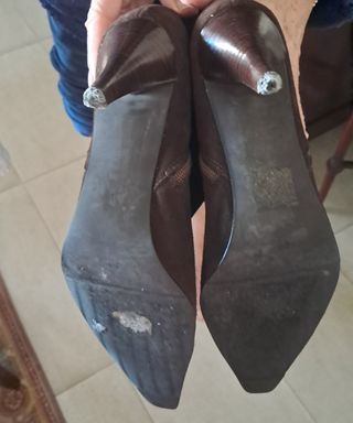 Botas ante marrón, piel y forradas en piel. 
