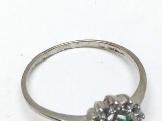 anillo oro 18k con piedra con circonita