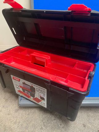 Caja herramientas tayg 35