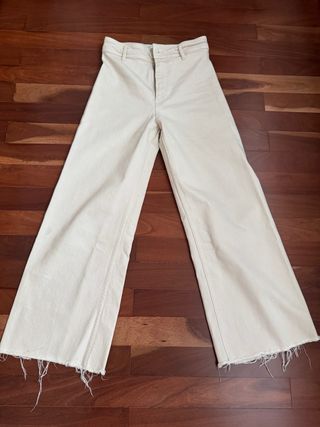 Pantalones anchos Zara beige