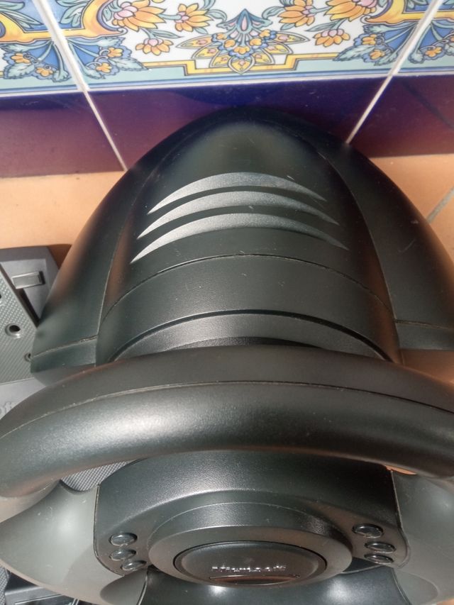 Volante y pedales Microsoft