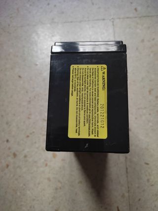 BATERÍA DE 12 VOLTIOS 