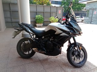 Kawasaki Versys 650 ABS - Moto
