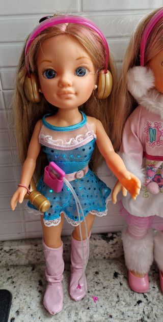 2 muñecas Nancy New 