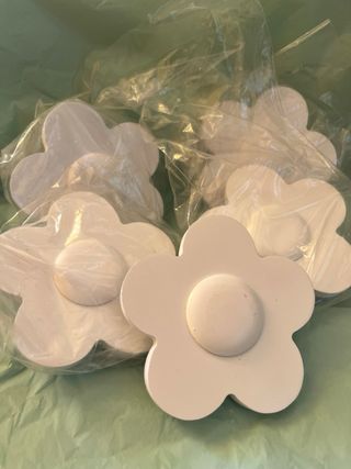 Tiradores para cómoda en forma de margarita