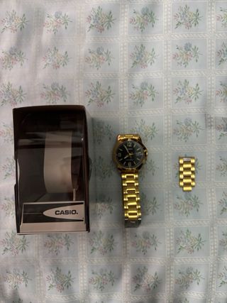 Reloj Casio Dorado