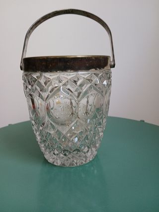 Cubitera de cristal.