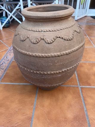 Tinaja antigua Torrejoncillo