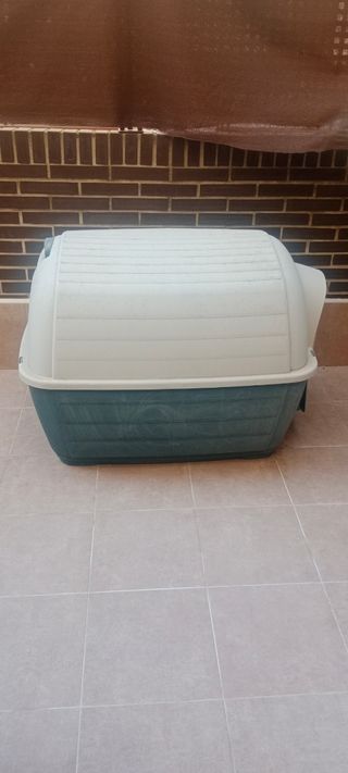 Caseta perro exterior - plástico