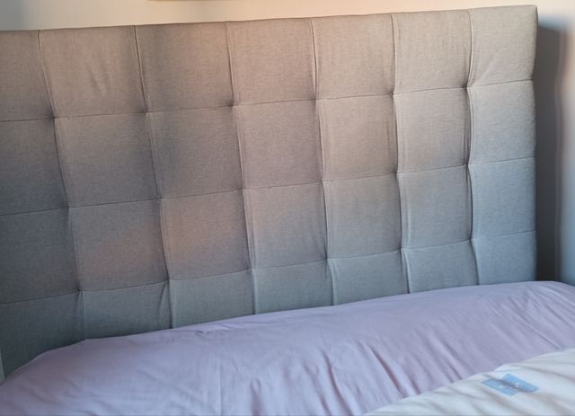 Cabecero cama gris 135cm,NO NEGOCIABLE !!!