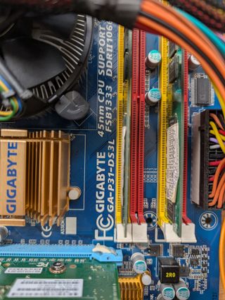 placa base socket 775 - GIGABYTE GA-P31-DSL3 rev 1