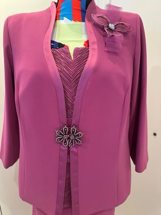 Traje fiesta morado