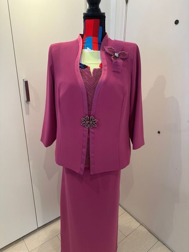 Traje fiesta morado