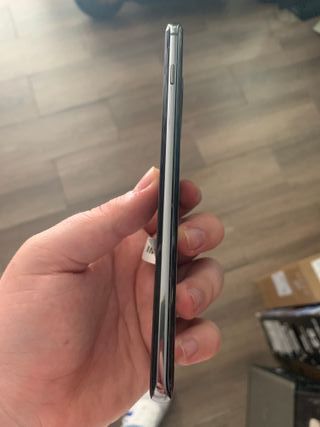 Samsung Galaxy S10+ 128GB 8GB RAM - Como nuevo