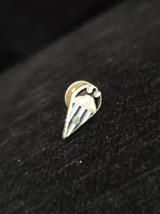 Llavero alcoyano y pins