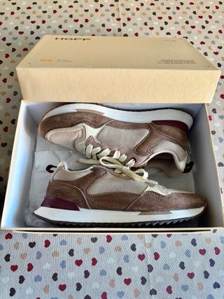 Zapatillas HOFF Nantes marrón beige