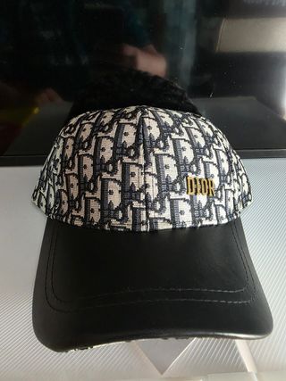 Gorra visera negra 