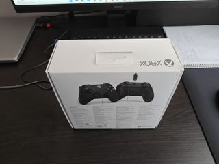 Mando Xbox - Nuevo y precintado, sin usar