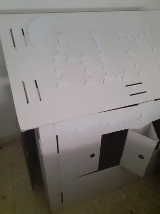 Casa muñecas cartón