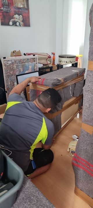 Portes y mudanzas