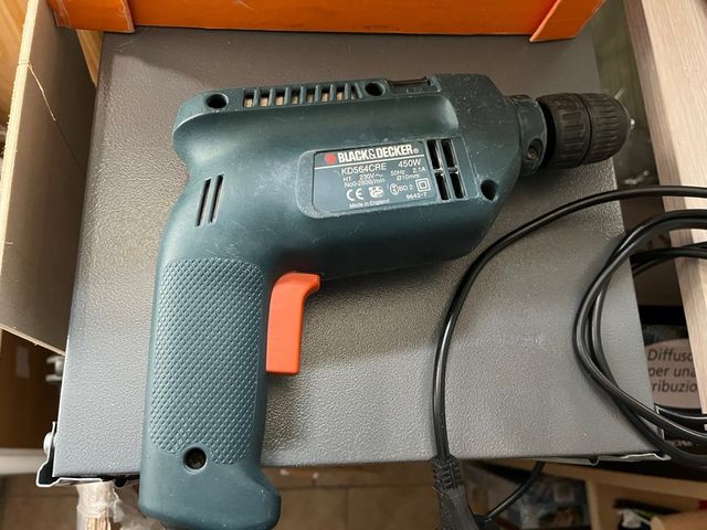 Trapano Black&Decker KD564CRE - 450W
A filo