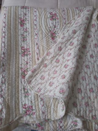 Colcha reversible, para cama de    1.50cm - algodó