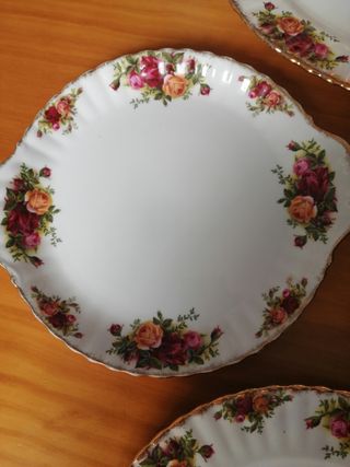 Piezas  Royal Albert Old Country OFERTON, TODO 80€