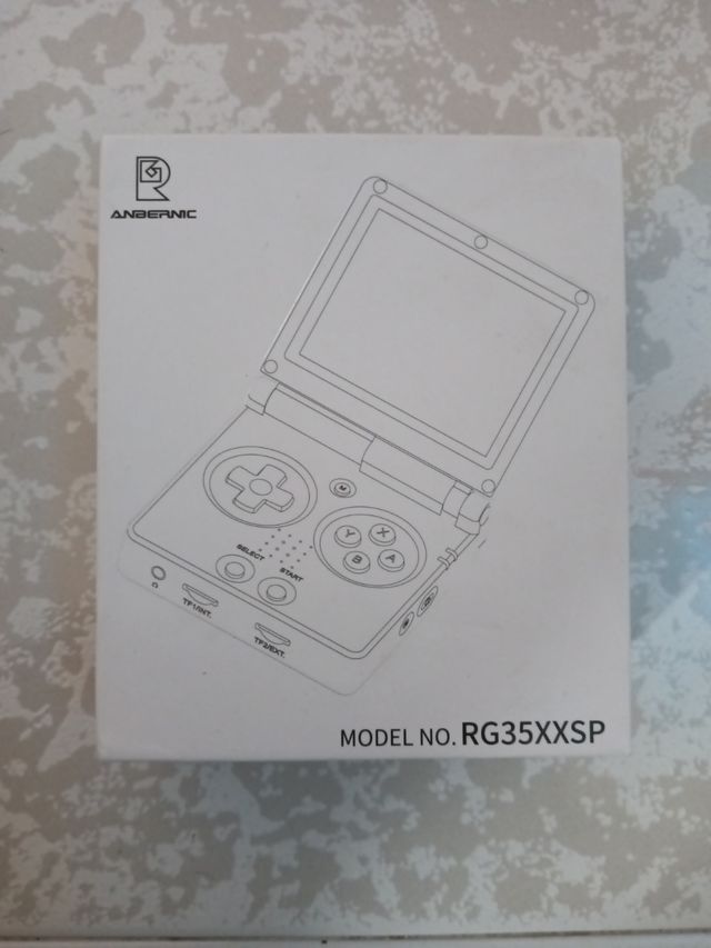 RG35XXSP: Consola Portátil