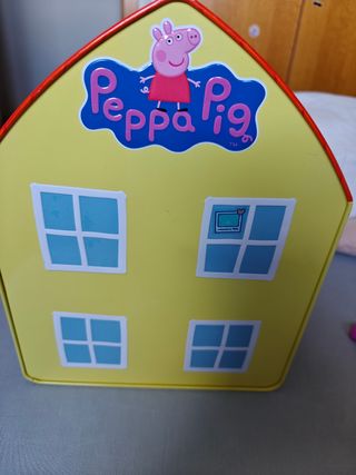 Casa Pepa pig de metal 