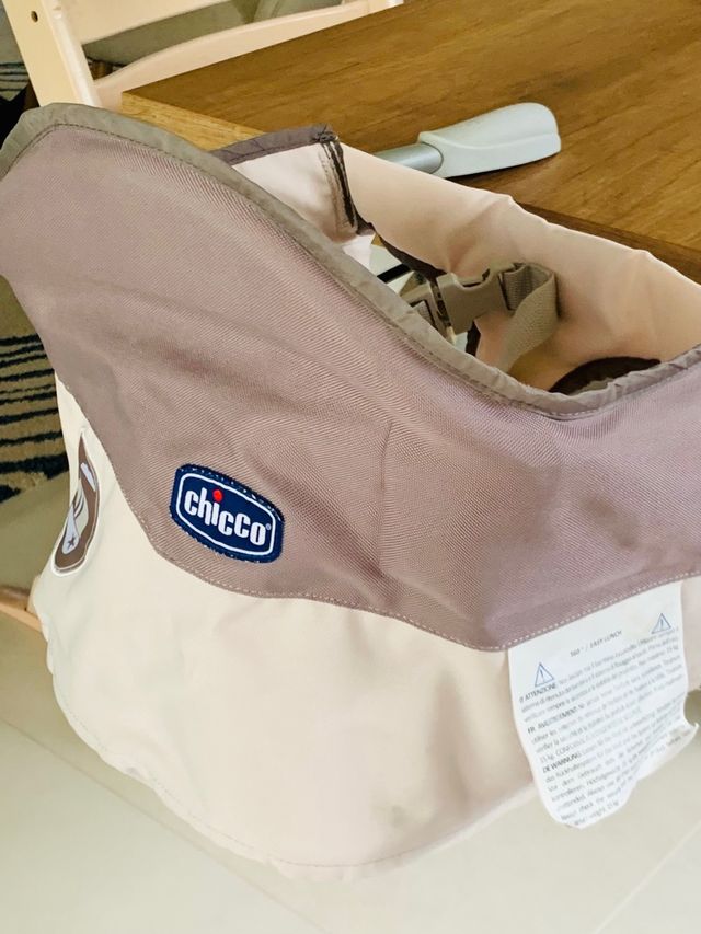 Seggiolone Viaggio Chicco - Beige