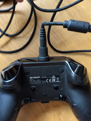Mando Nacon Pro controller ps4