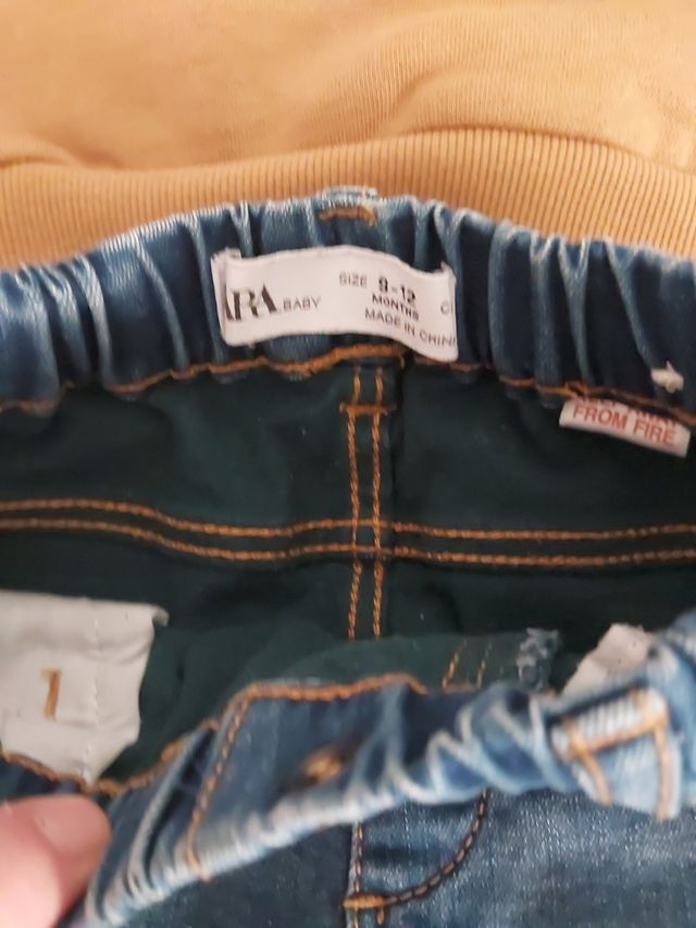 Ropa bebé 6-12 meses: 2 jerseys + 2 pantalones