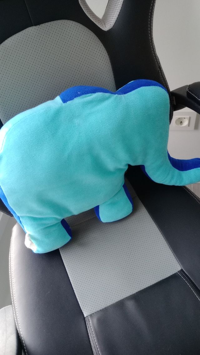 Cojín elefante azul - Peluche