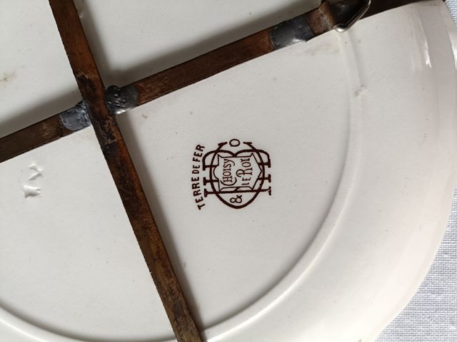 4 Platos Choisy le Roi antiguos