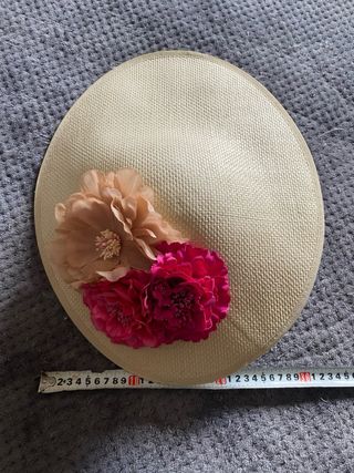 Pamela/tocado beige y rosa a estrenar