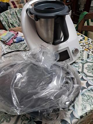 Thermomix TM5 + Libro electrónico y papel.