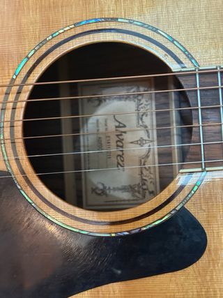 Guitarra Acústica Alvarez AD70CE Dreadnought