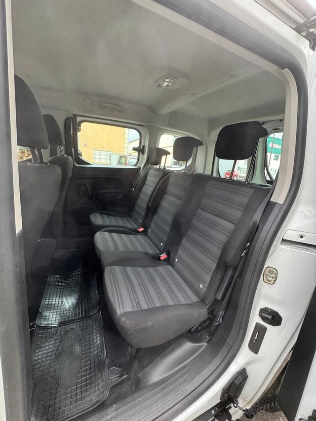 OPEL COMBO KOMBI 5 PLAZAS LIVE ** AÑO: 2021 ** 